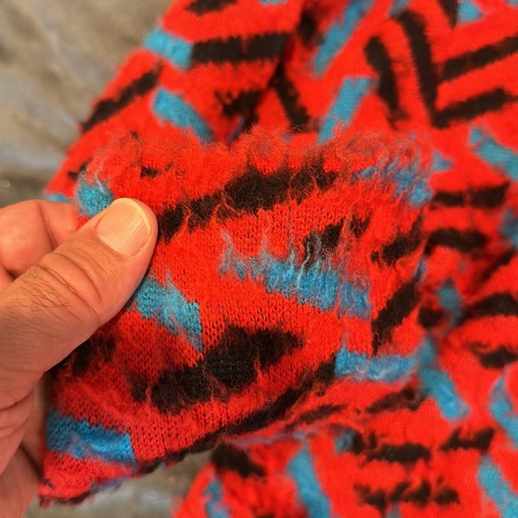 Versace sweater - Picture 5 of 10